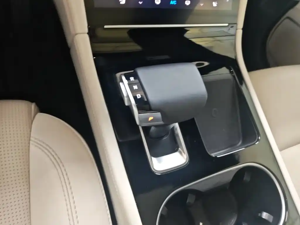 Li Auto Li ONE — миниатюра 14