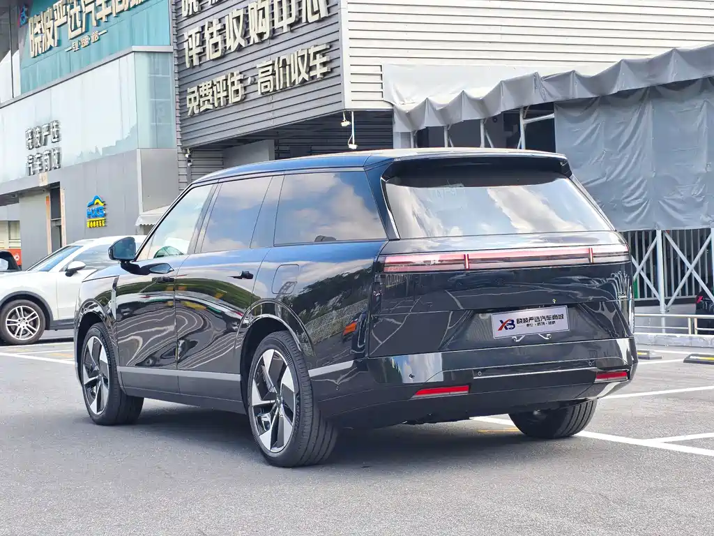XPeng GX — миниатюра 6