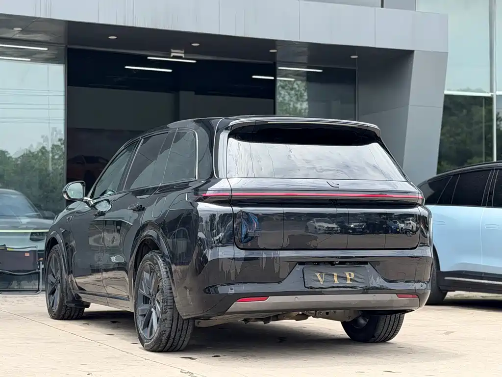 Li Auto L8 2023 Pro