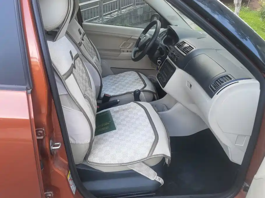 Skoda Fabia — миниатюра 8