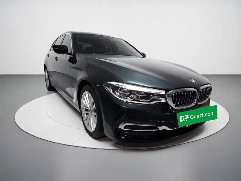 BMW 5 Series — миниатюра 3