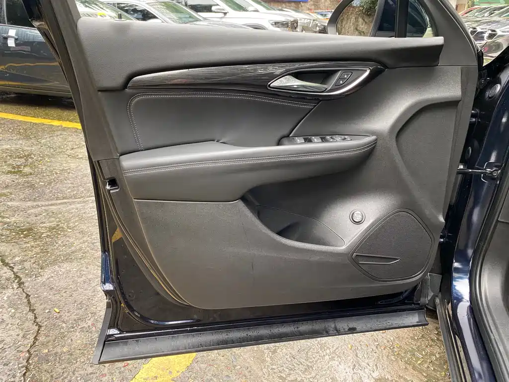 Buick Envision Plus — миниатюра 8