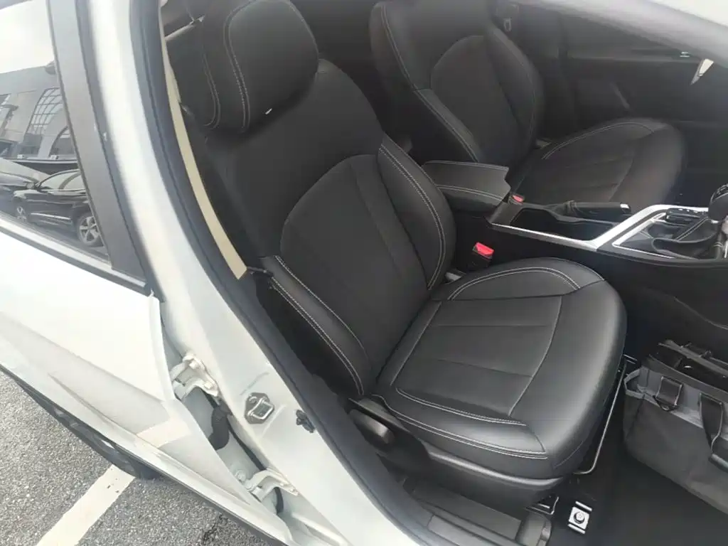 Geely Vision X3 — миниатюра 25