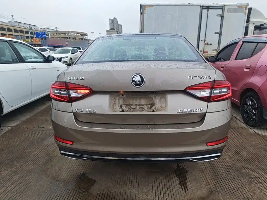 Skoda Octavia — миниатюра 6