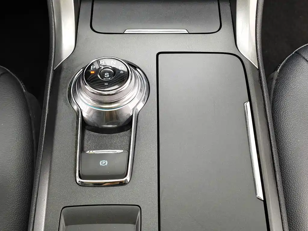Ford Mondeo — миниатюра 14