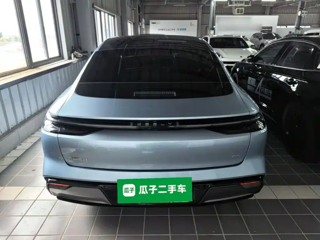Geely Galaxy Galaxy E8 E8 2025 700km Smart Drive