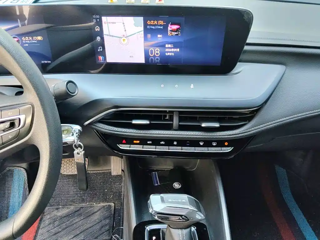 Buick Verano — миниатюра 13
