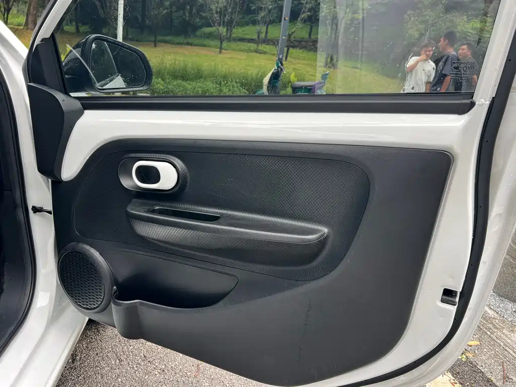 Roewe Clever 2022 311km