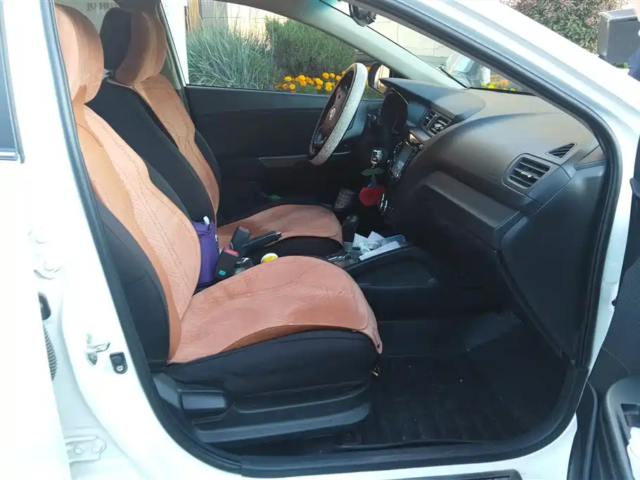 Kia K2 2012 1.4L AT GLS