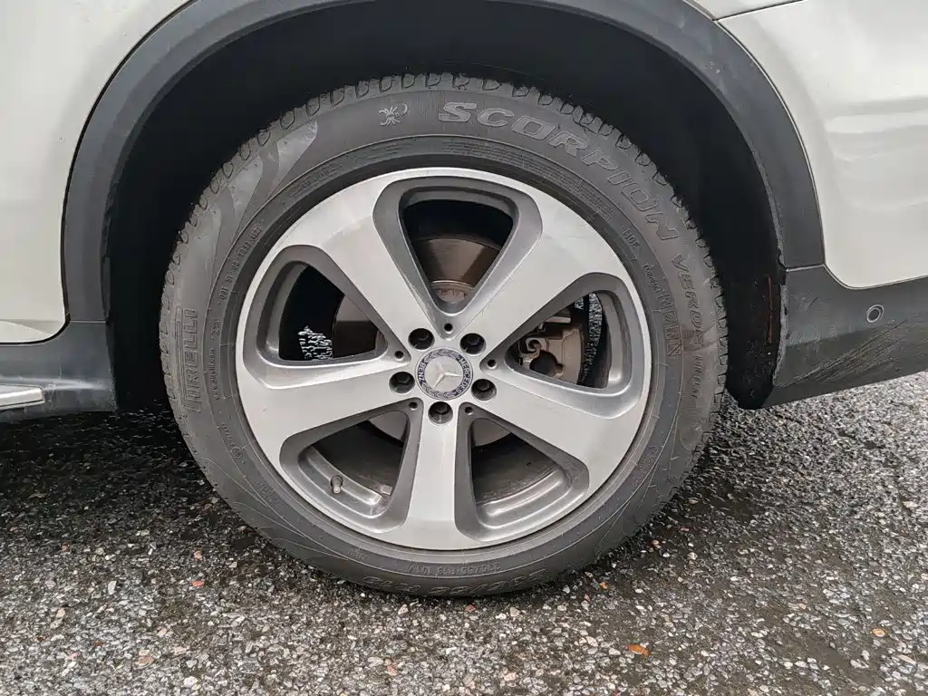 Mercedes-Benz GLC — миниатюра 8