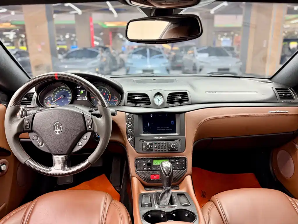 Maserati GranTurismo — миниатюра 15