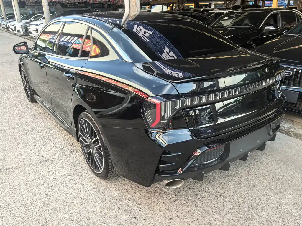 Lynk & Co 03 — миниатюра 9