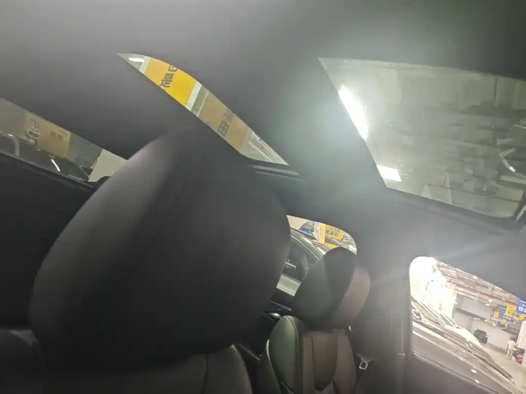 Cadillac CT5 — миниатюра 18