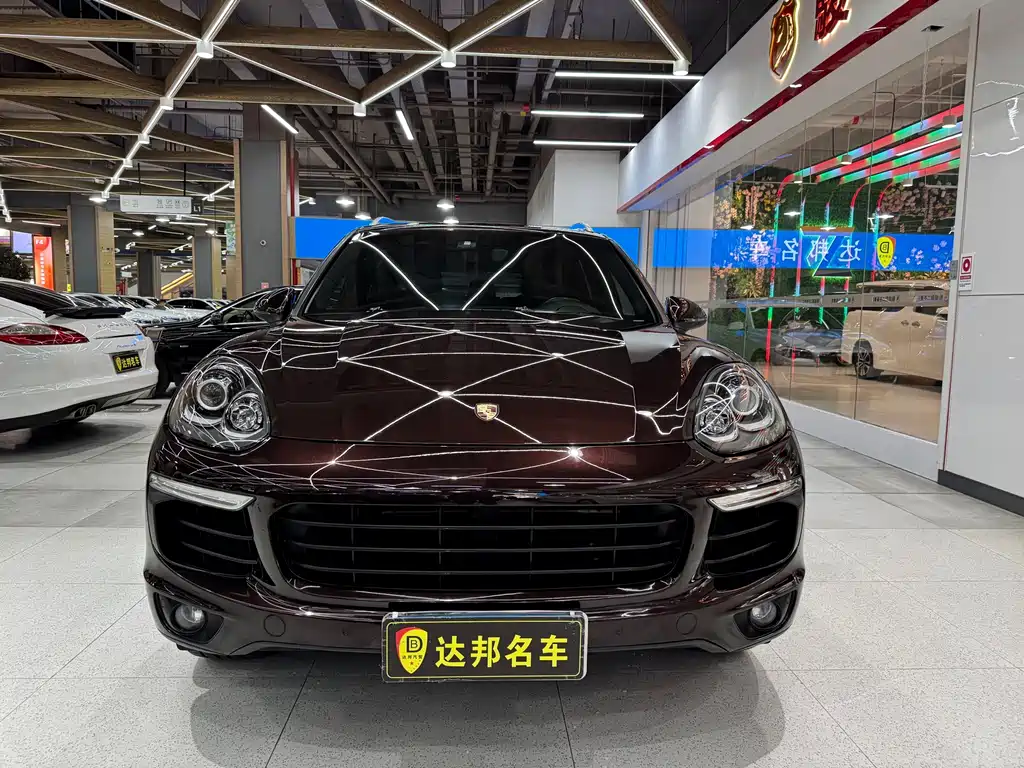 Porsche Cayenne — миниатюра 2