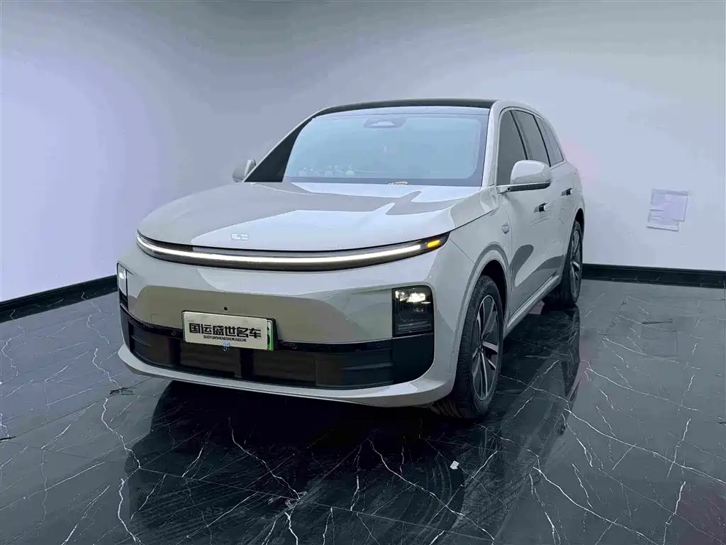 Li Auto L6