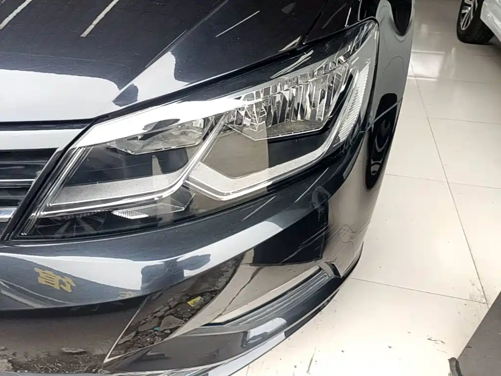 Volkswagen Lamando — миниатюра 24