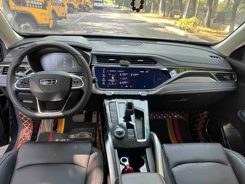 Geely Boyue — миниатюра 10