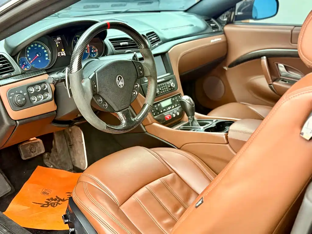 Maserati GranTurismo — миниатюра 11