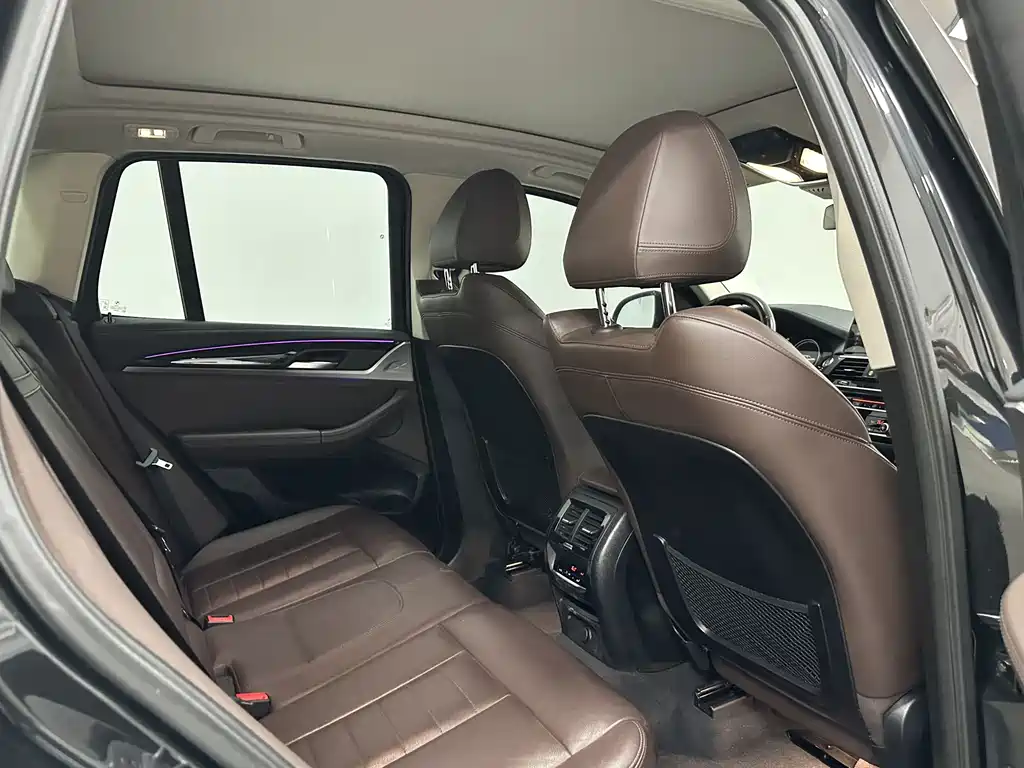 BMW X3 — миниатюра 16