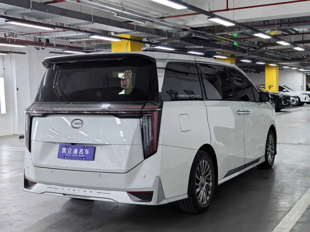 GAC Trumpchi M8 2023 — фото 6