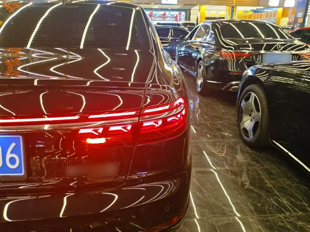 Audi A8 — миниатюра 8