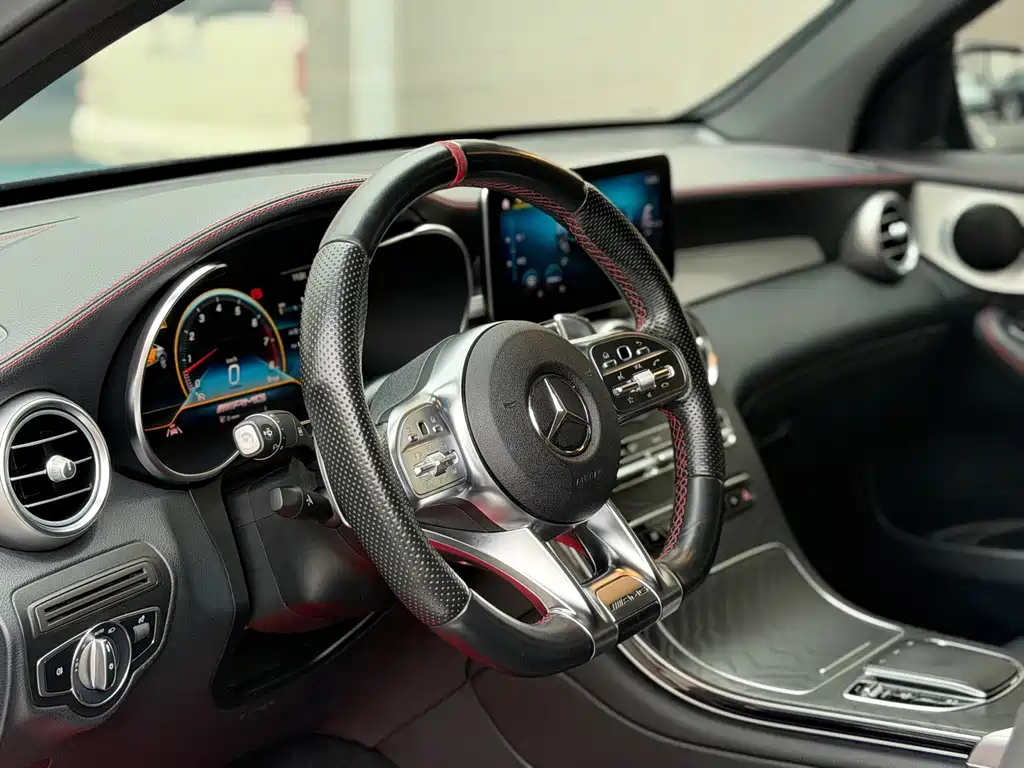 Mercedes-Benz GLC Coupe AMG — миниатюра 8