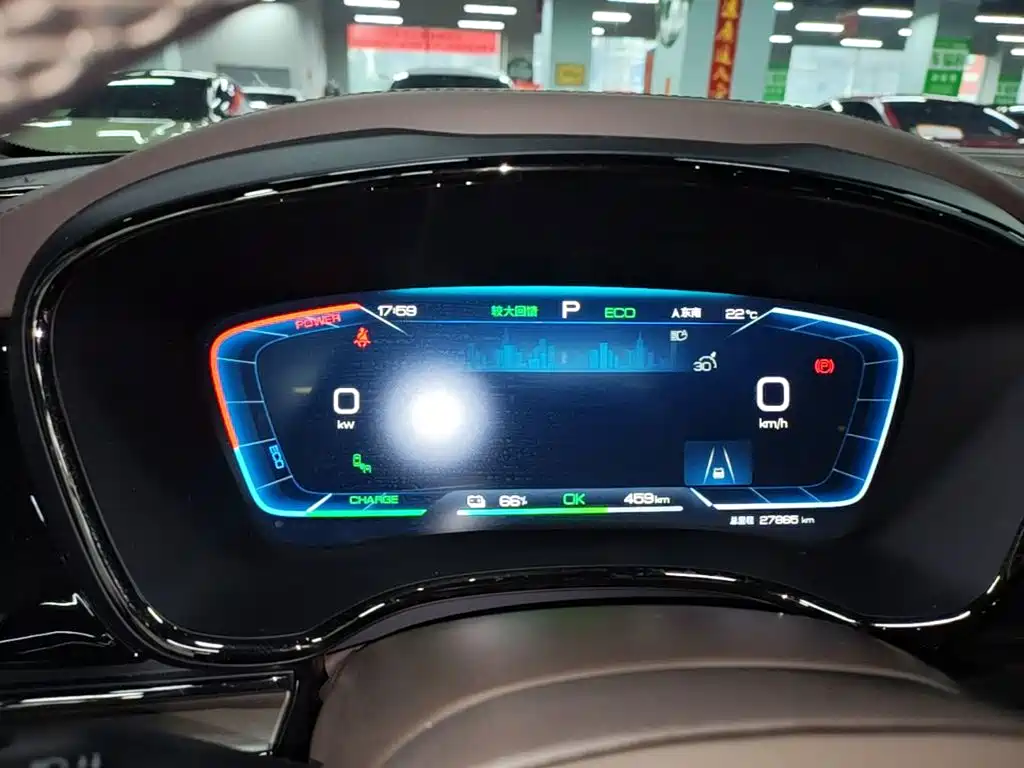 BYD Han — миниатюра 12