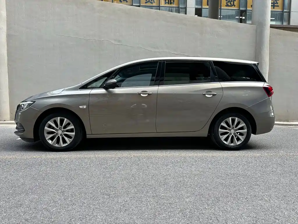 Buick GL6 — миниатюра 3