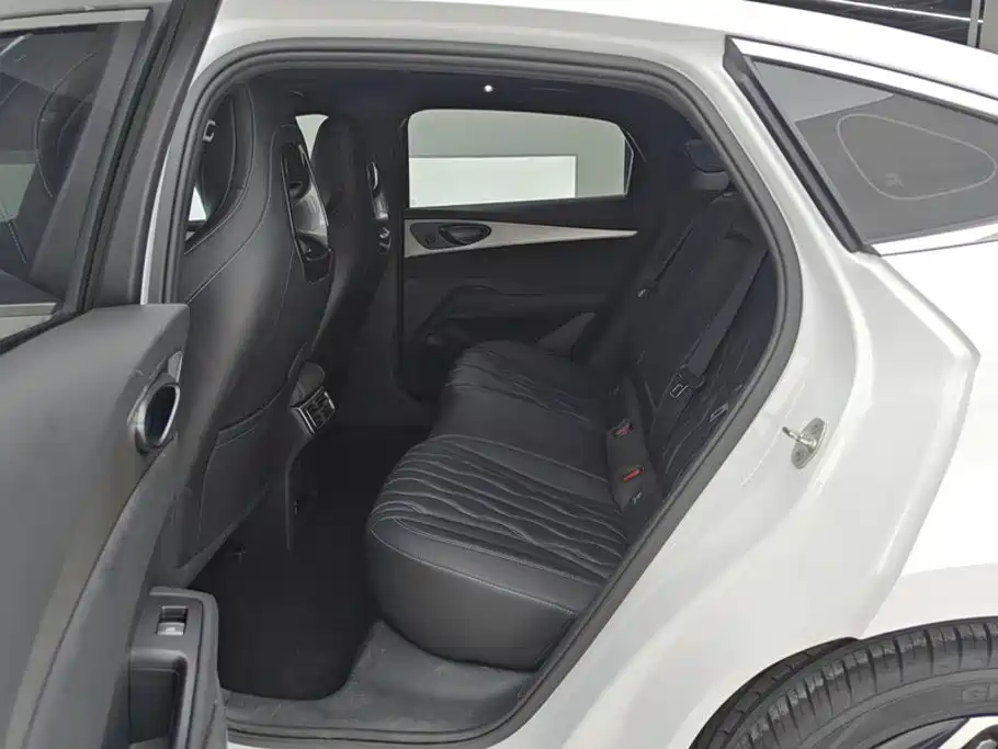 BYD Seal 06 — миниатюра 11