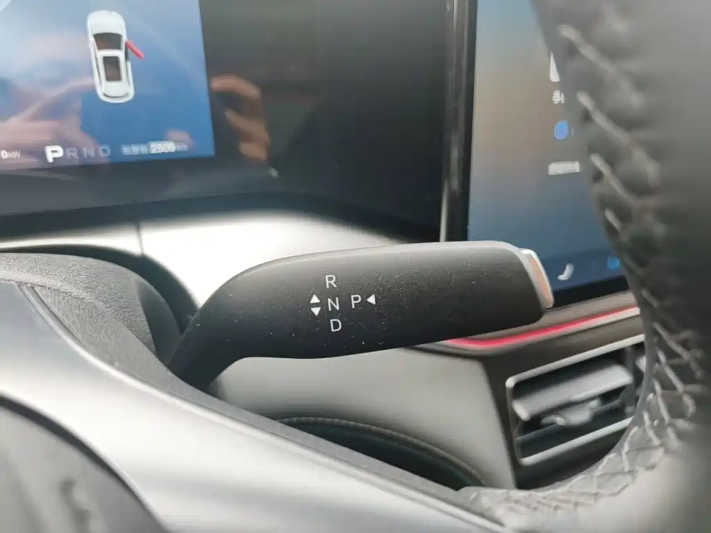 BYD L DM-i — миниатюра 14