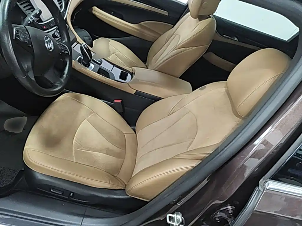 Buick LaCrosse — миниатюра 15