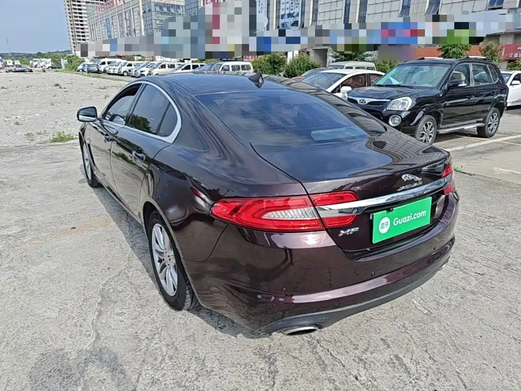 Jaguar XF — миниатюра 5