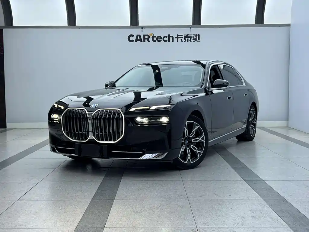 BMW 7 Series 2024