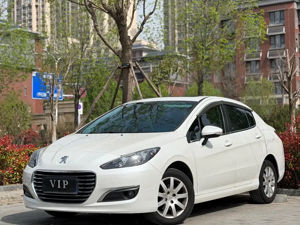 Peugeot 308 2016