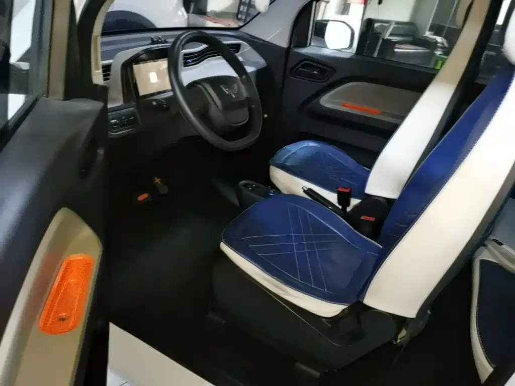 Wuling MINIEV — миниатюра 16