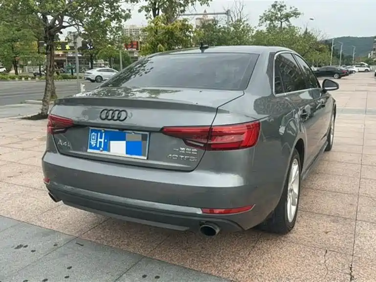 Audi A4L 2017 Plus 40 TFSI