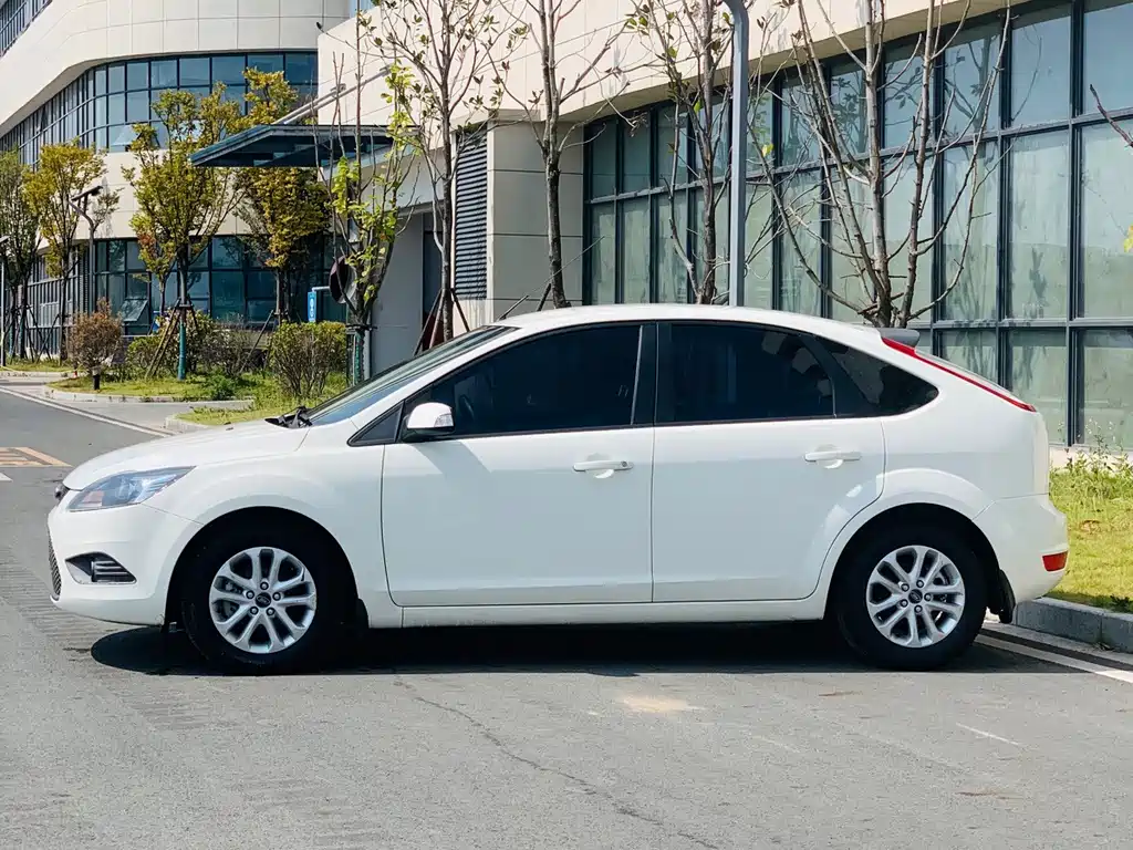 Ford Focus — миниатюра 4