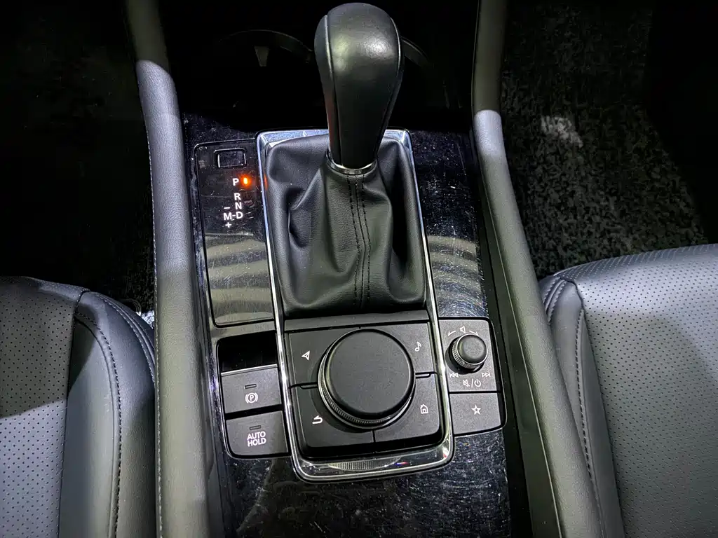 Mazda 3 Axela — миниатюра 22