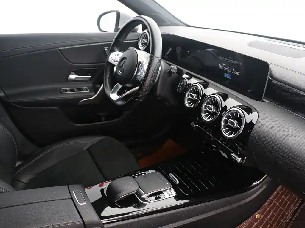 Mercedes-Benz A-Class - фото 4