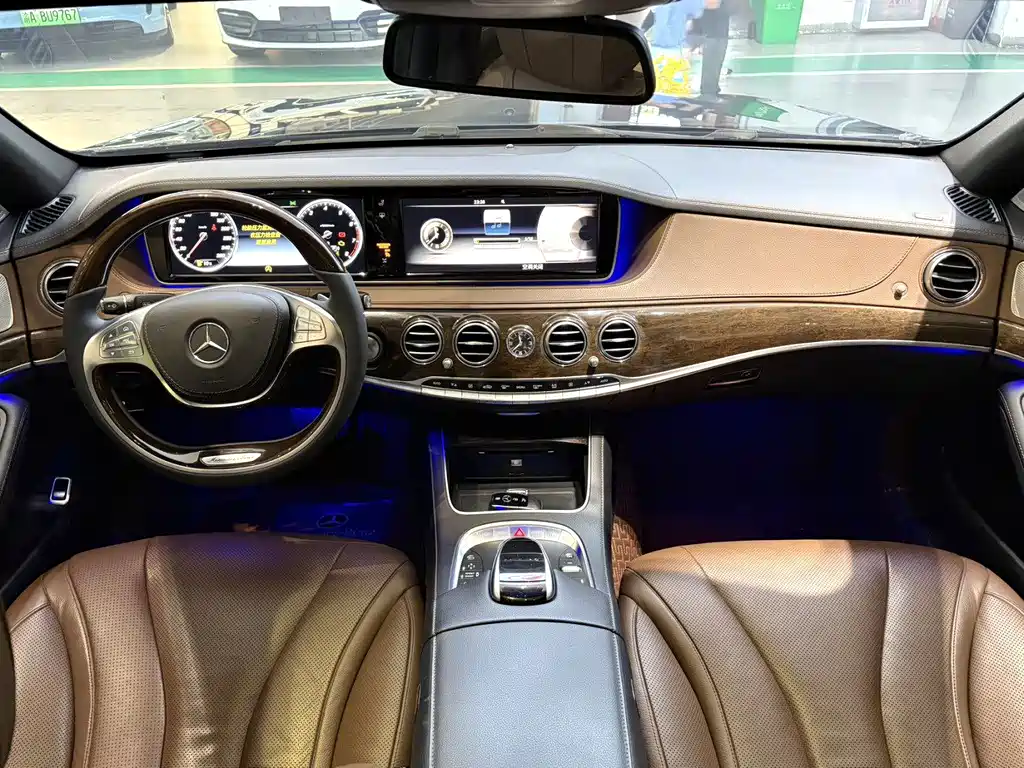 Mercedes-Benz S-Class — миниатюра 2