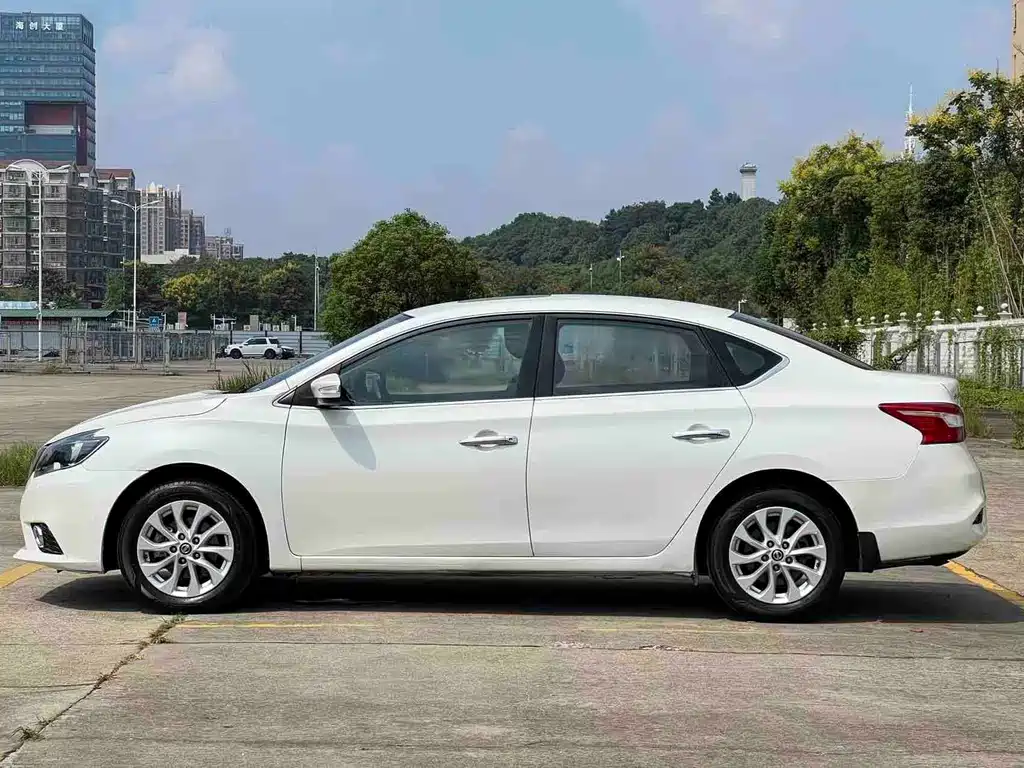 Nissan Sylphy — миниатюра 18