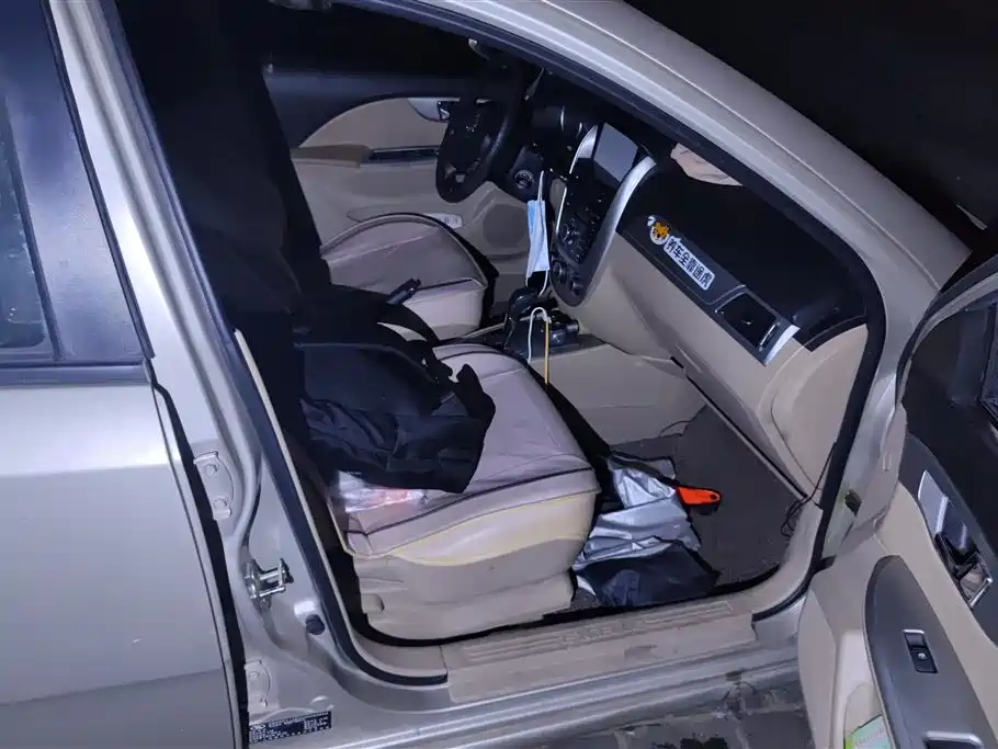 Buick Excelle 2013 1.5L AT