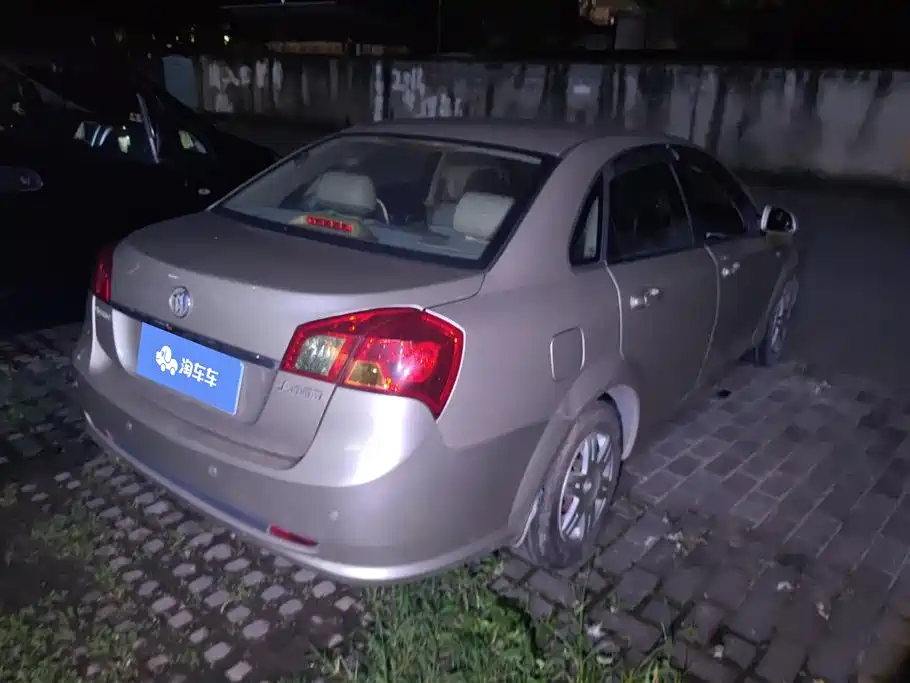Buick Excelle 2013 1.5L AT