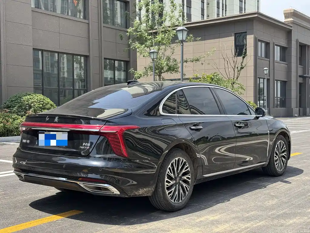 Hongqi H5 2025 2.0T AT