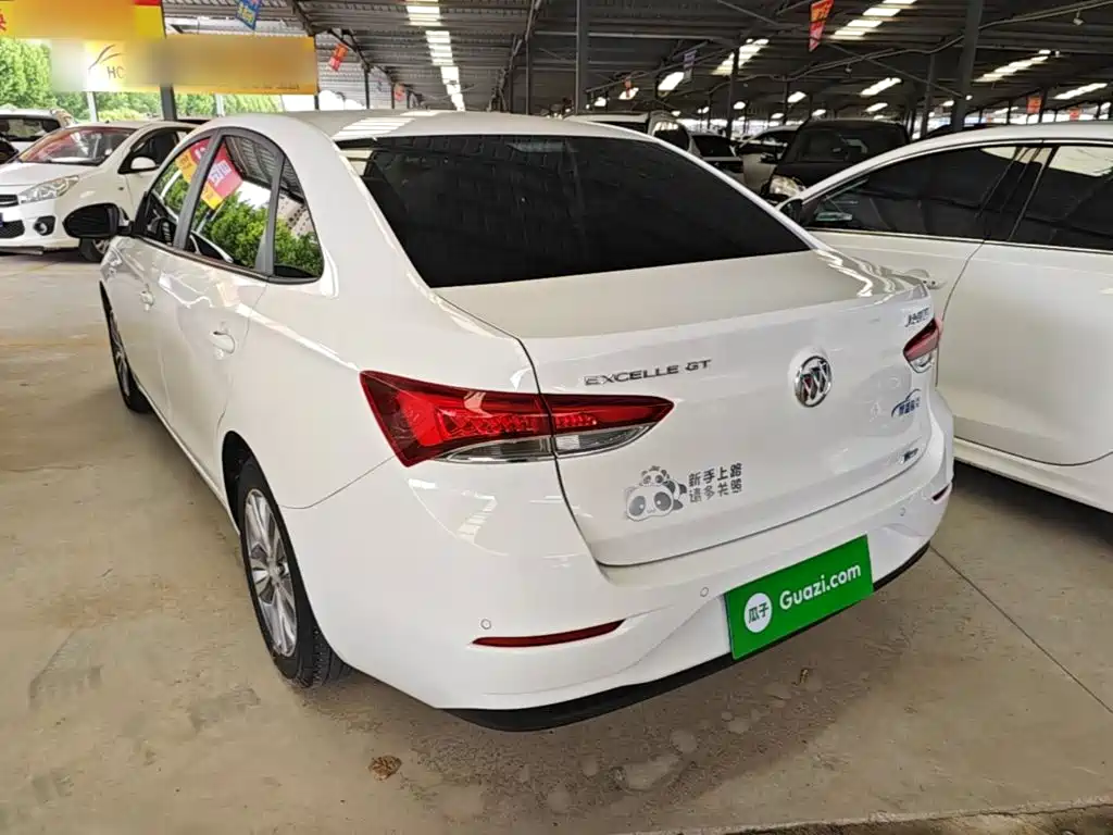 Buick Excelle — миниатюра 5