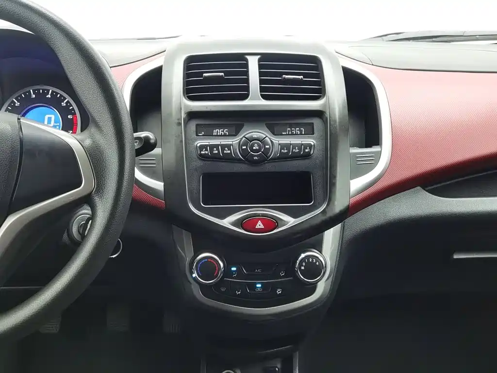 Changan BenBen — миниатюра 12