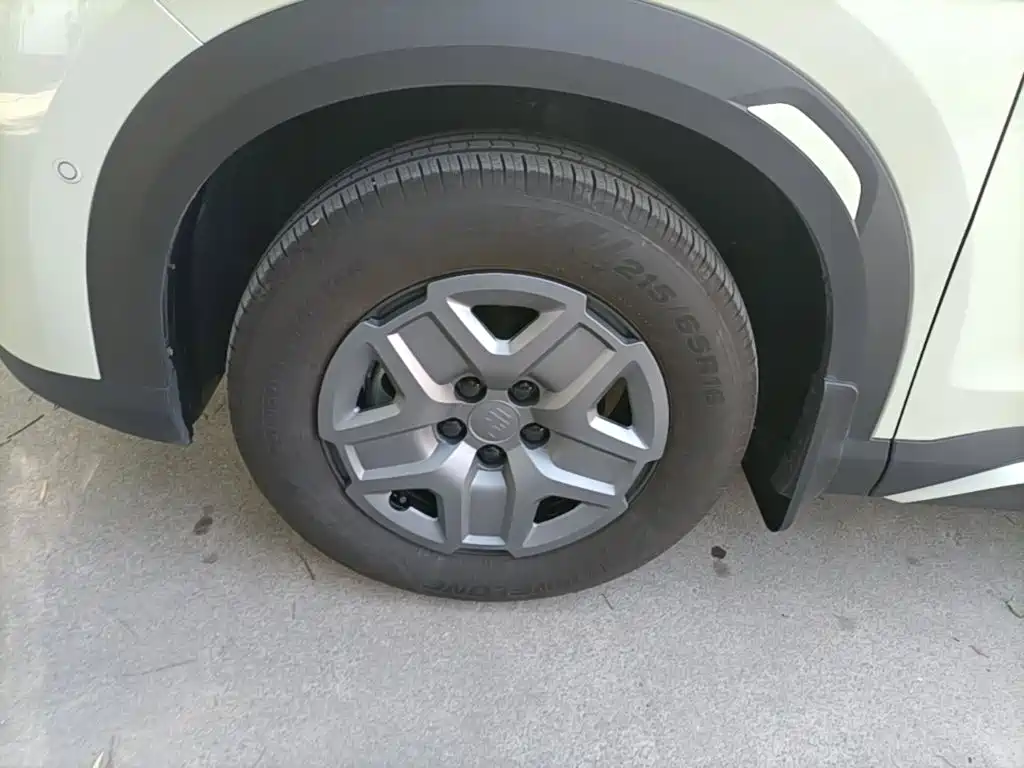 BYD Yuan UP — миниатюра 23