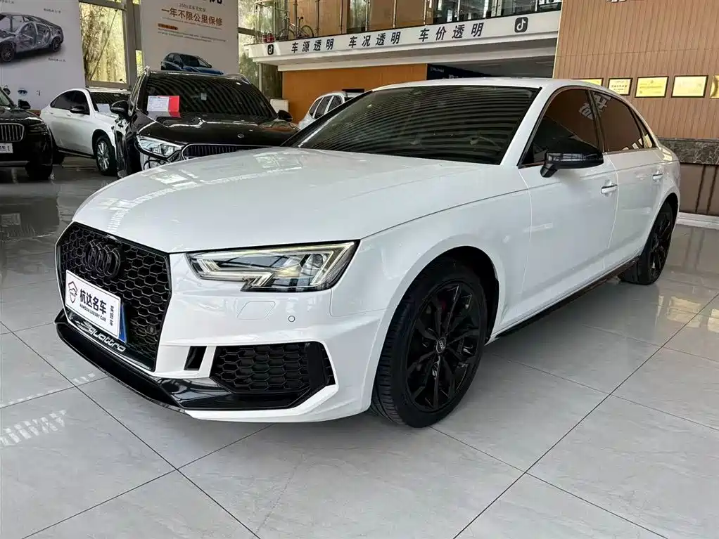 Audi A4L 2018
