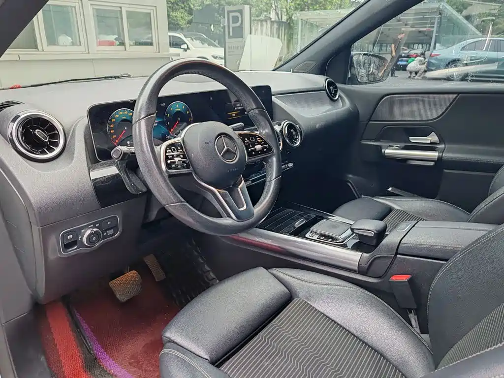 Mercedes-Benz B-Class — миниатюра 11