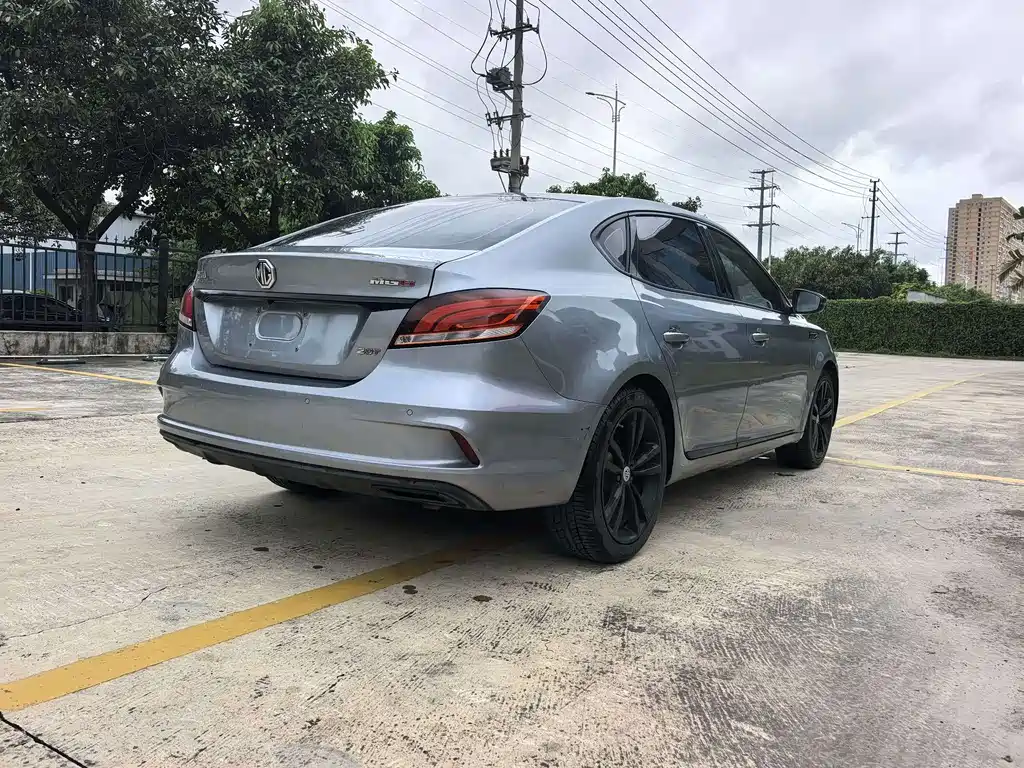 MG MG6 — миниатюра 15